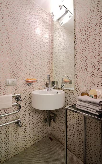 Fioravanti Suite Mailand Exterior foto